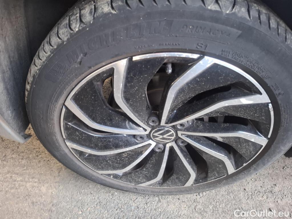  Volkswagen  Golf  VIII Berline Style 1st 2.0 TDI 150CV BVA7 E6dT #31
