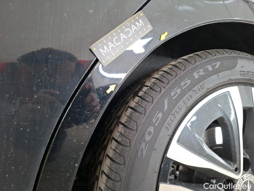  Mercedes  A-Klasse MERCEDESBENZ Classe A Berline  2022  4P  Berline A 180 Progressive Line 7GDCT #4