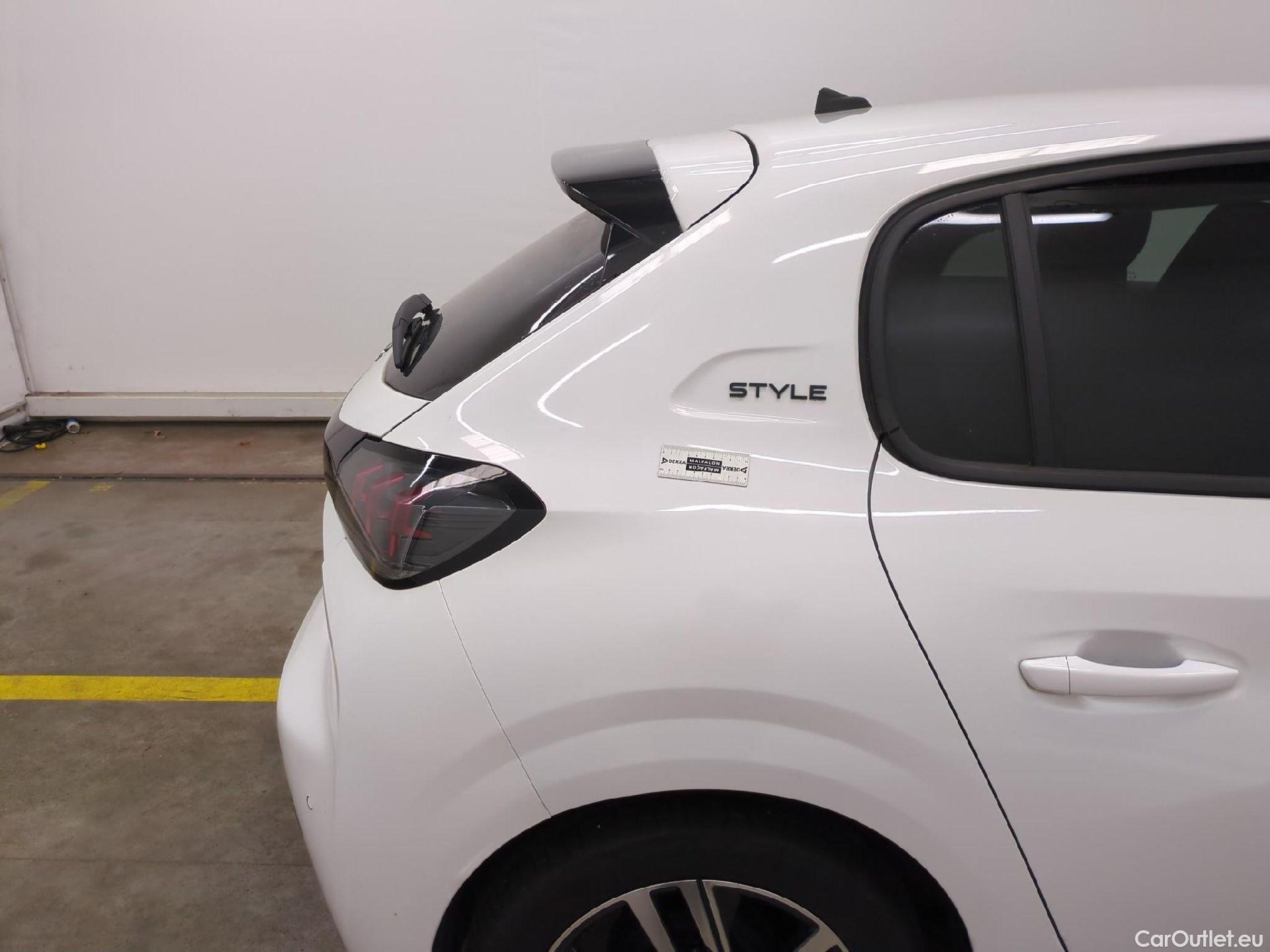  Peugeot  208  Style 1.2 PureTech 75CV BVM5 E6d #25