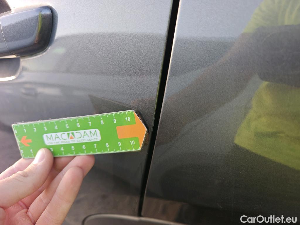  DS  DS7 DS DS 7 Crossback / 2017 / 5P / todoterreno BlueHDi DE 96kW (130CV) Auto. CHIC (AC) #39