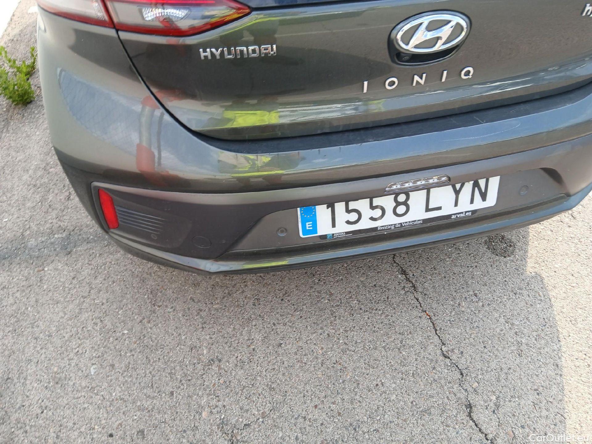  Hyundai   Ioniq HYUNDAI / 2019 / 5P / berlina con portón 1.6 GDI HEV Klass DCT #23