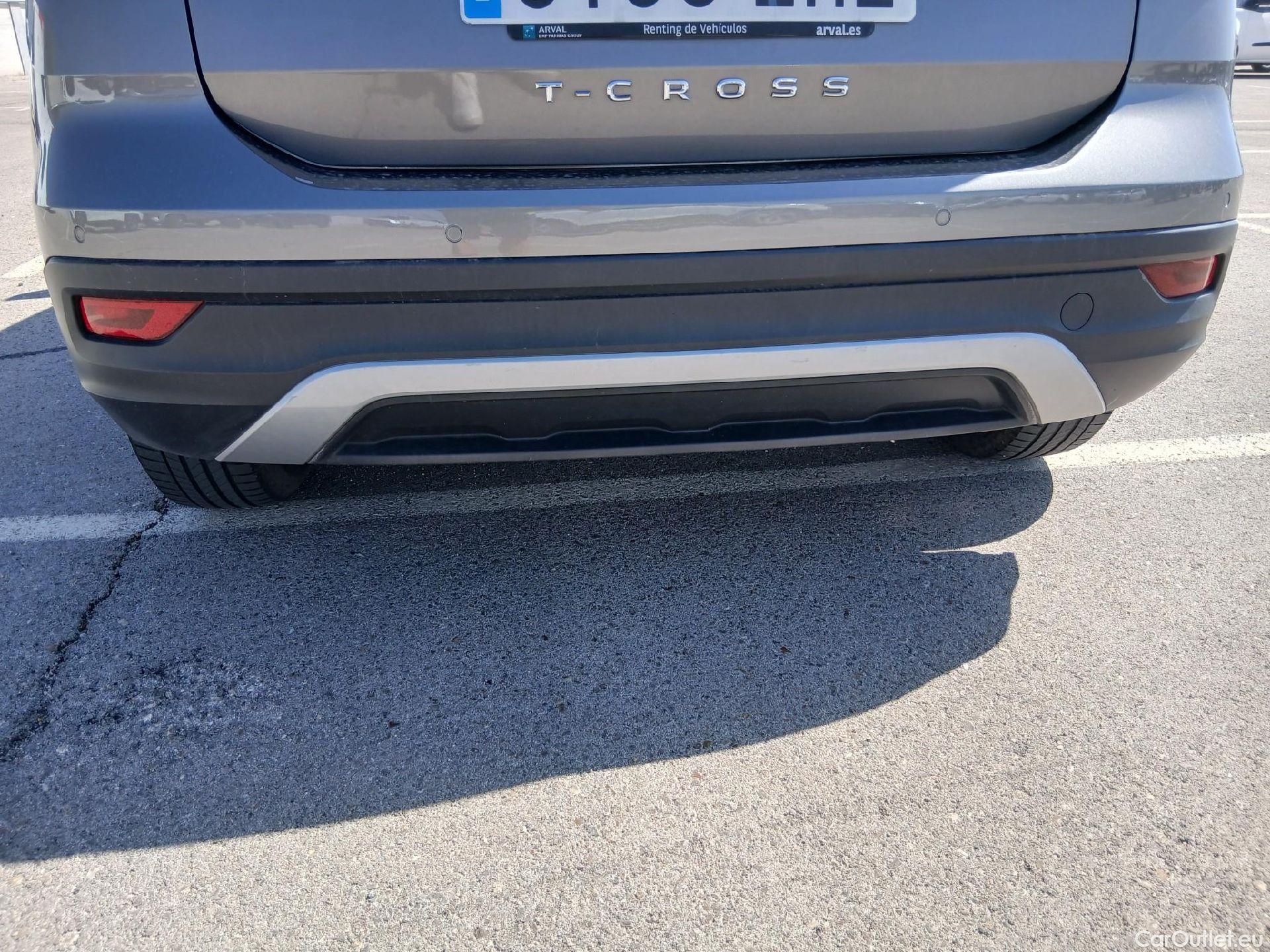  Volkswagen  T-CROSS VOLKSWAGEN  / 2018 / 5P / todoterreno Advance 1.0 TSI 85kW (115CV) DSG (AC) #23