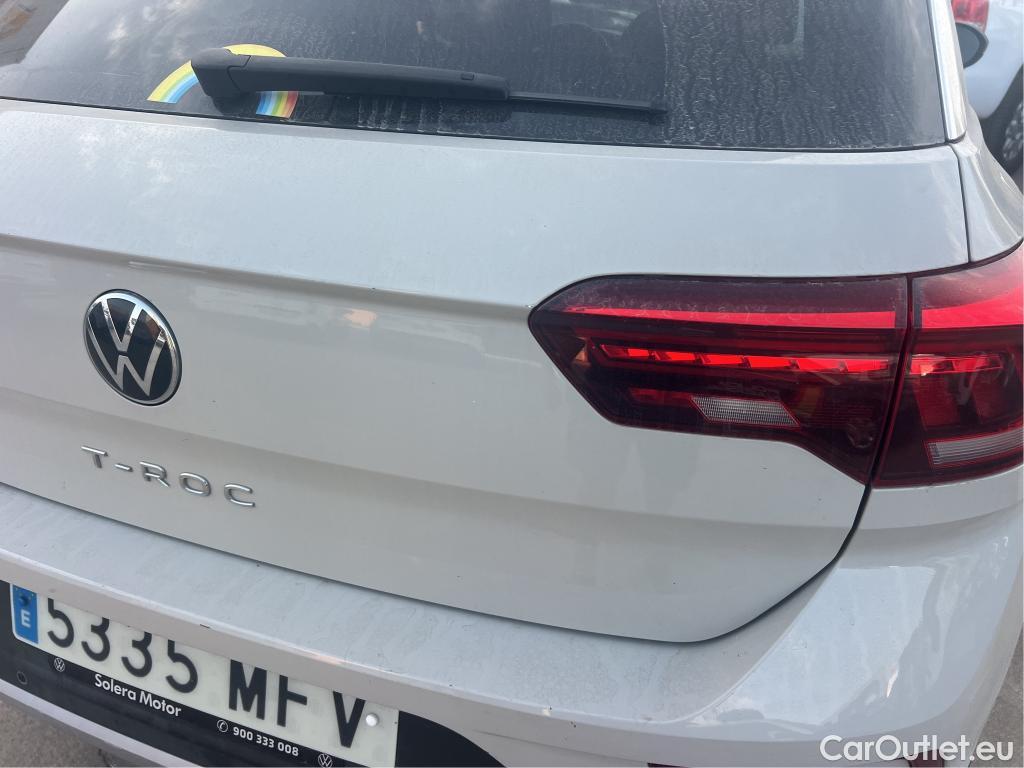  Volkswagen  T-ROC VOLKSWAGEN  / 2021 / 5P / todoterreno Life 1.5 TSI 110kW (150CV) DSG #1