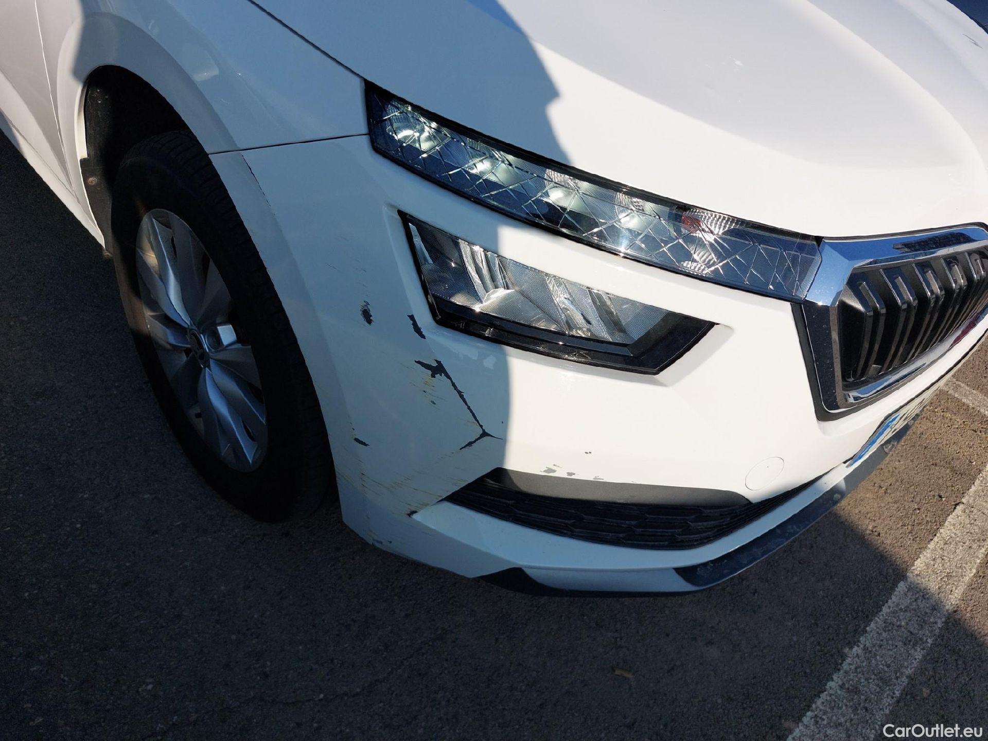  Skoda  KAMIQ SKODA  1.0 TSI 81kW (110CV) DSG Ambition #5