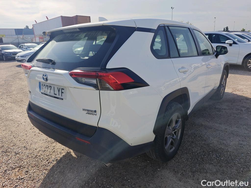  Toyota  RAV4 TOYOTA  / 2018 / 5P / todoterreno 2.5l 220H Business 4WD #20