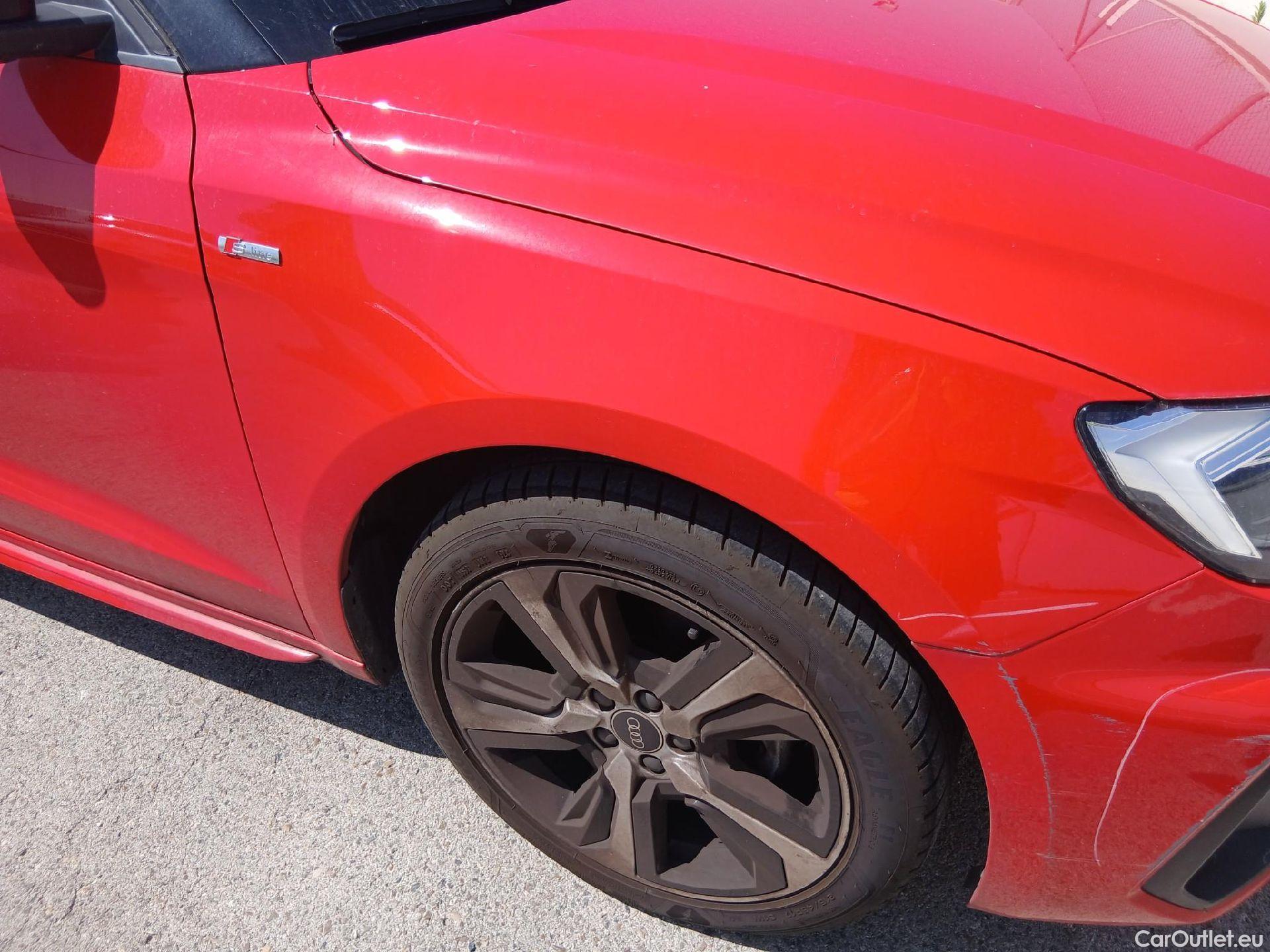  Audi  A1 Sportback AUDI A1 / 2018 / 5P / berlina con portón Sportback Adrenalin 30 TFSI 81kW (110CV)(SP) #57