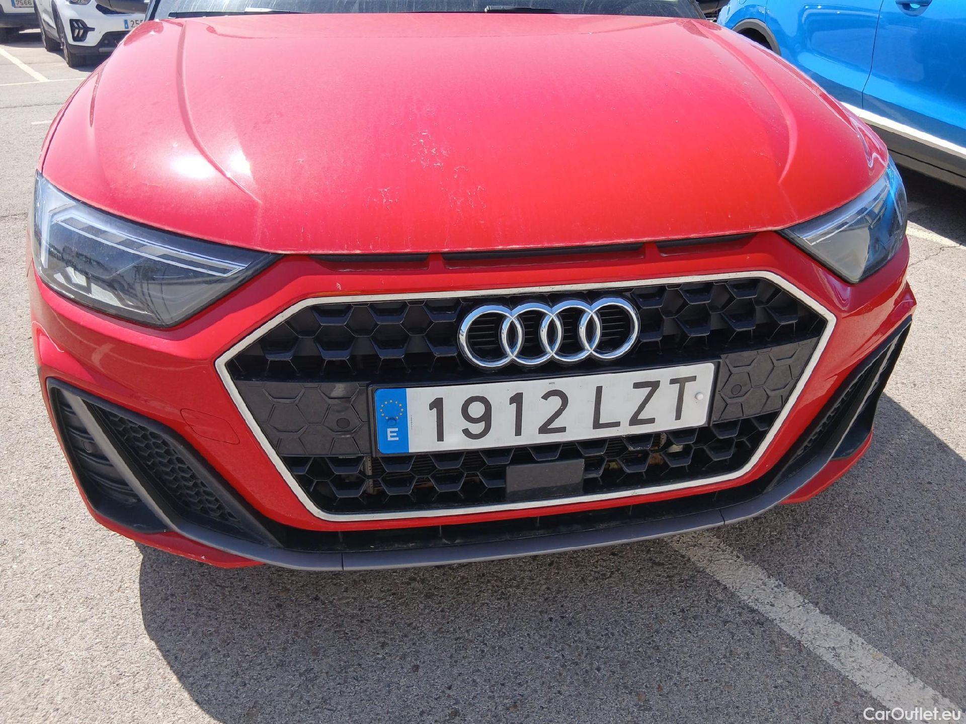  Audi  A1 Sportback AUDI A1 / 2018 / 5P / berlina con portón Sportback Adrenalin 30 TFSI 81kW (110CV)(SP) #7