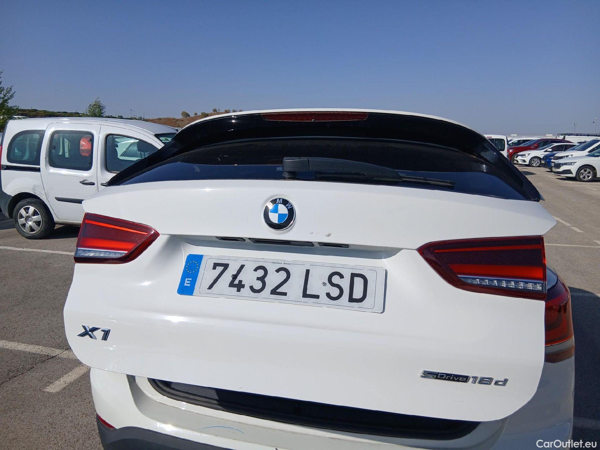  Bmw  X1 BMW  / 2019 / 5P / todoterreno sDrive18dA Corporate #41
