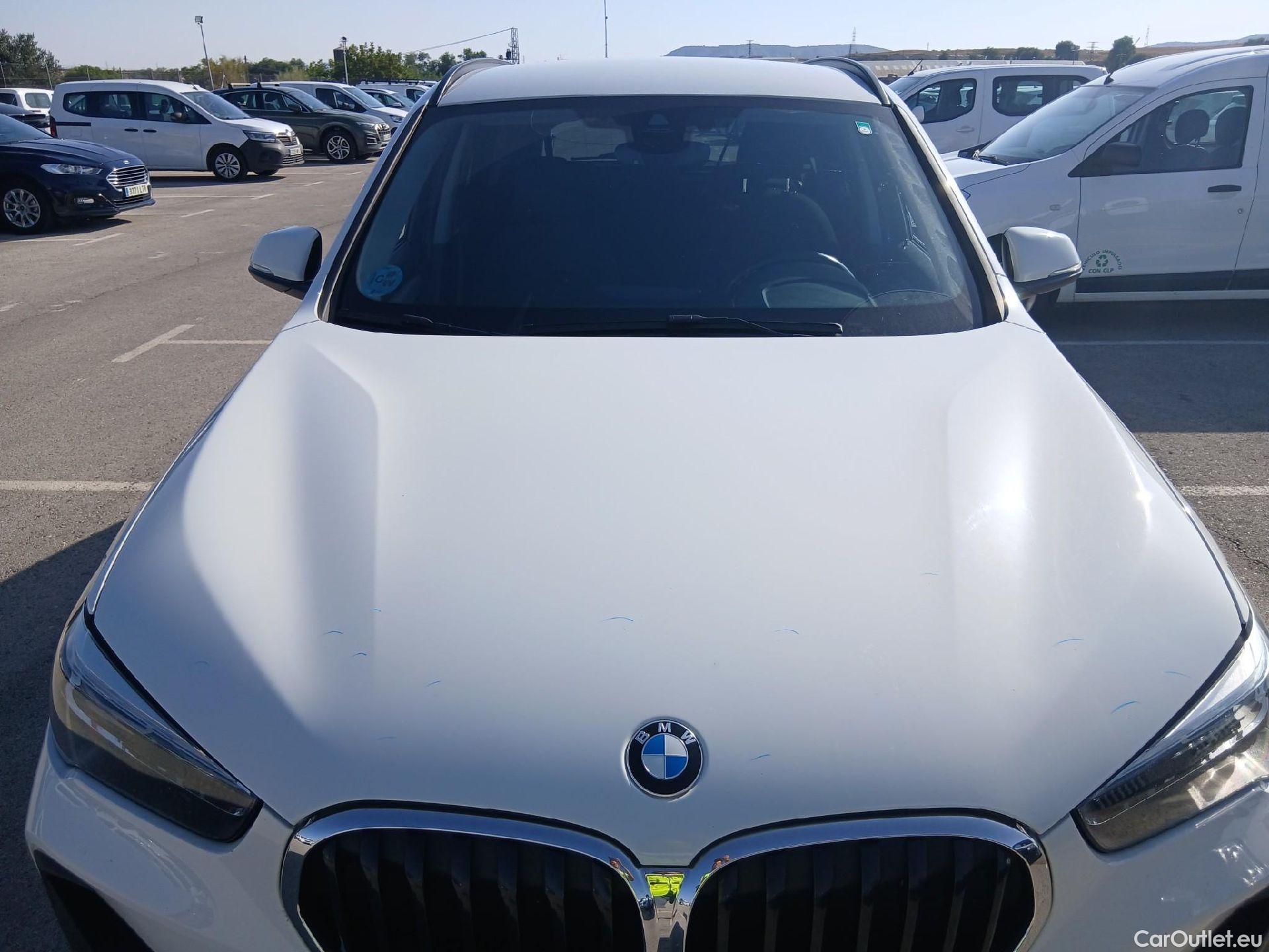  Bmw  X1 BMW  / 2019 / 5P / todoterreno sDrive18dA Corporate #4