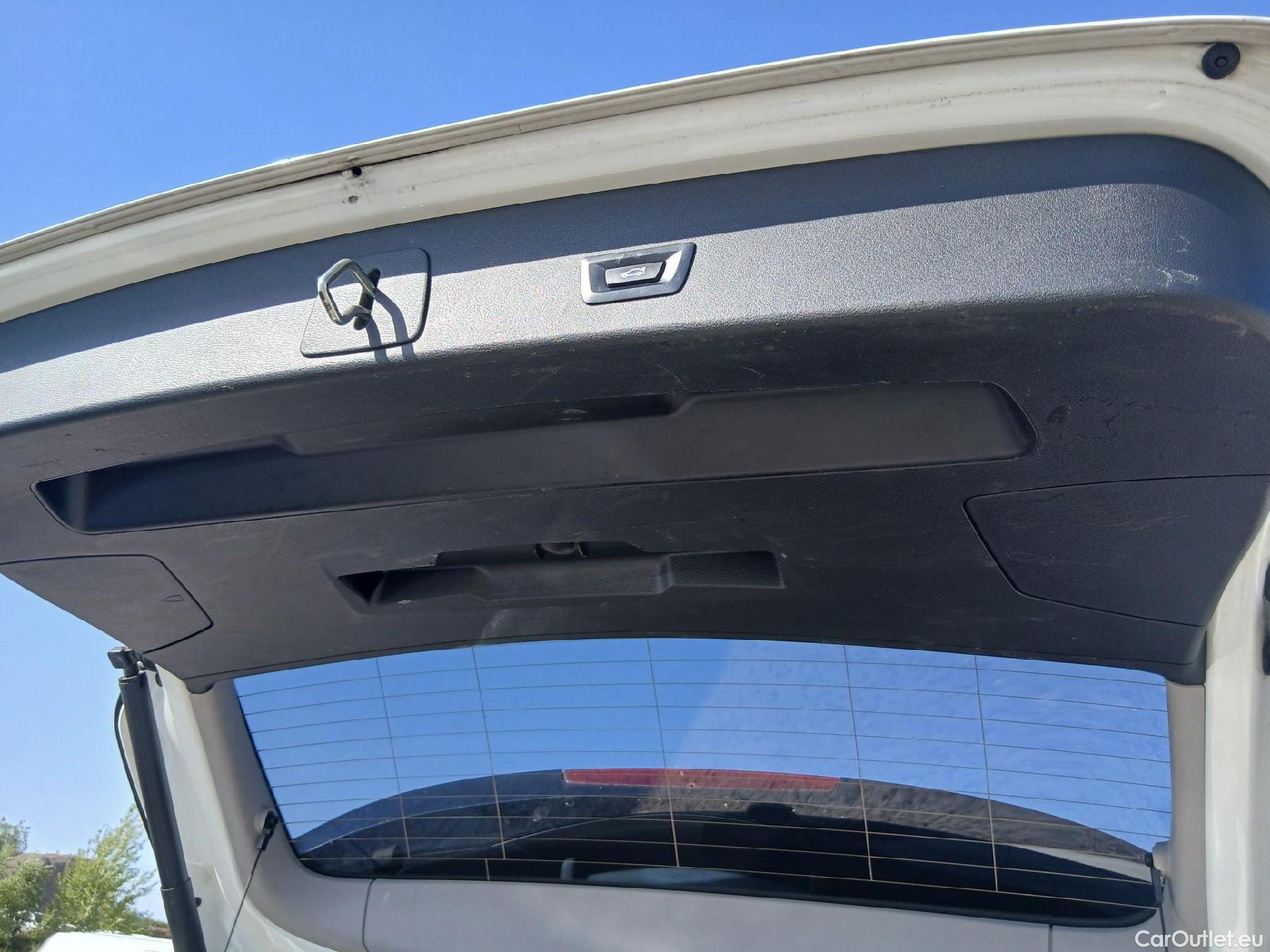  Bmw  X1 BMW  / 2019 / 5P / todoterreno sDrive18dA Corporate #42