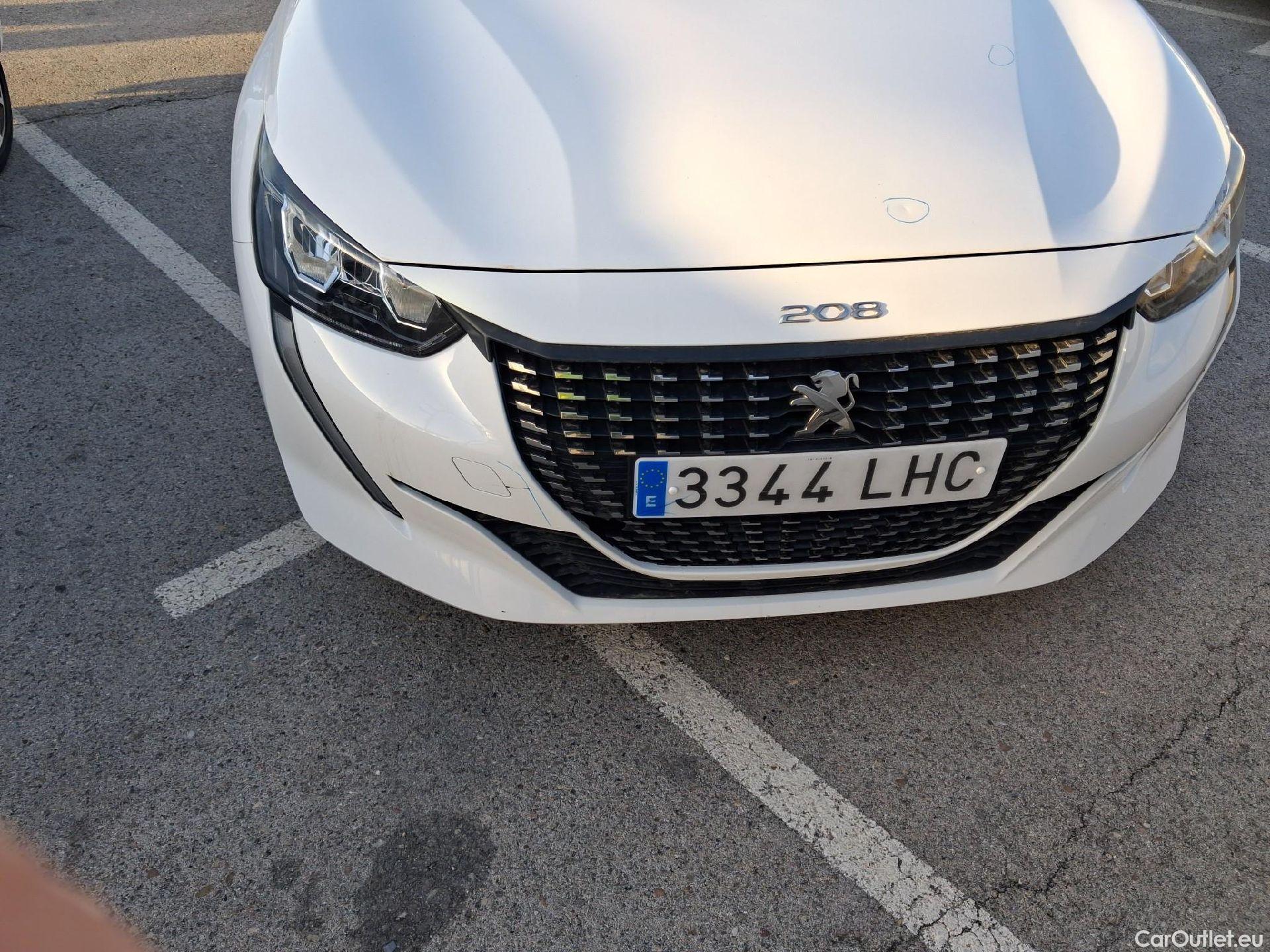  Peugeot  208 PEUGEOT  / 2019 / 5P / berlina con portón PureTech 73kW (100CV) Allure (AC) #16