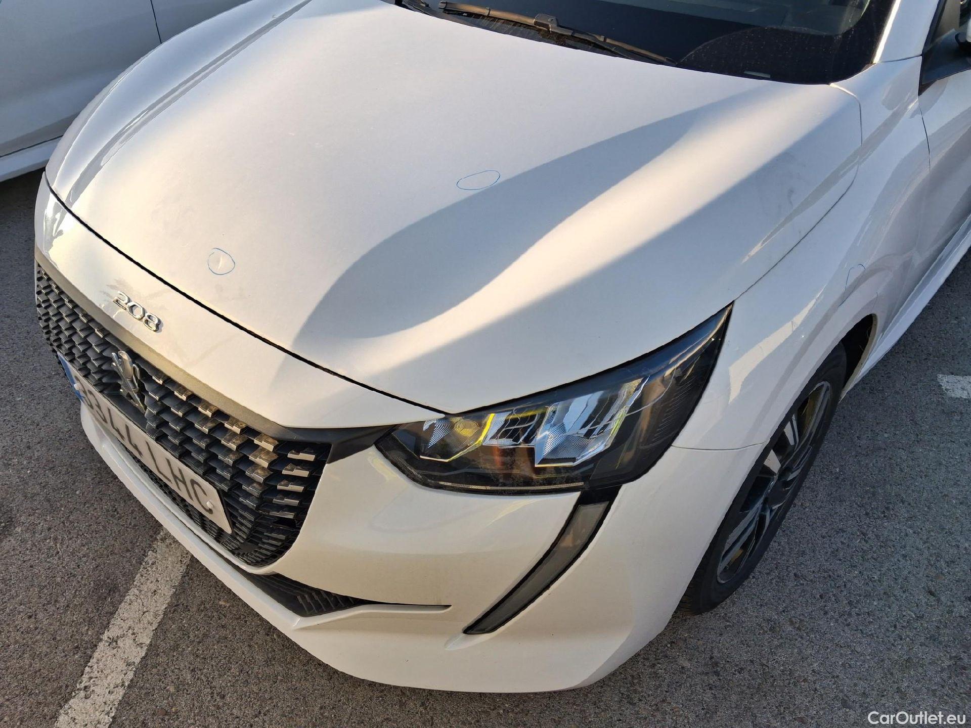  Peugeot  208 PEUGEOT  / 2019 / 5P / berlina con portón PureTech 73kW (100CV) Allure (AC) #14