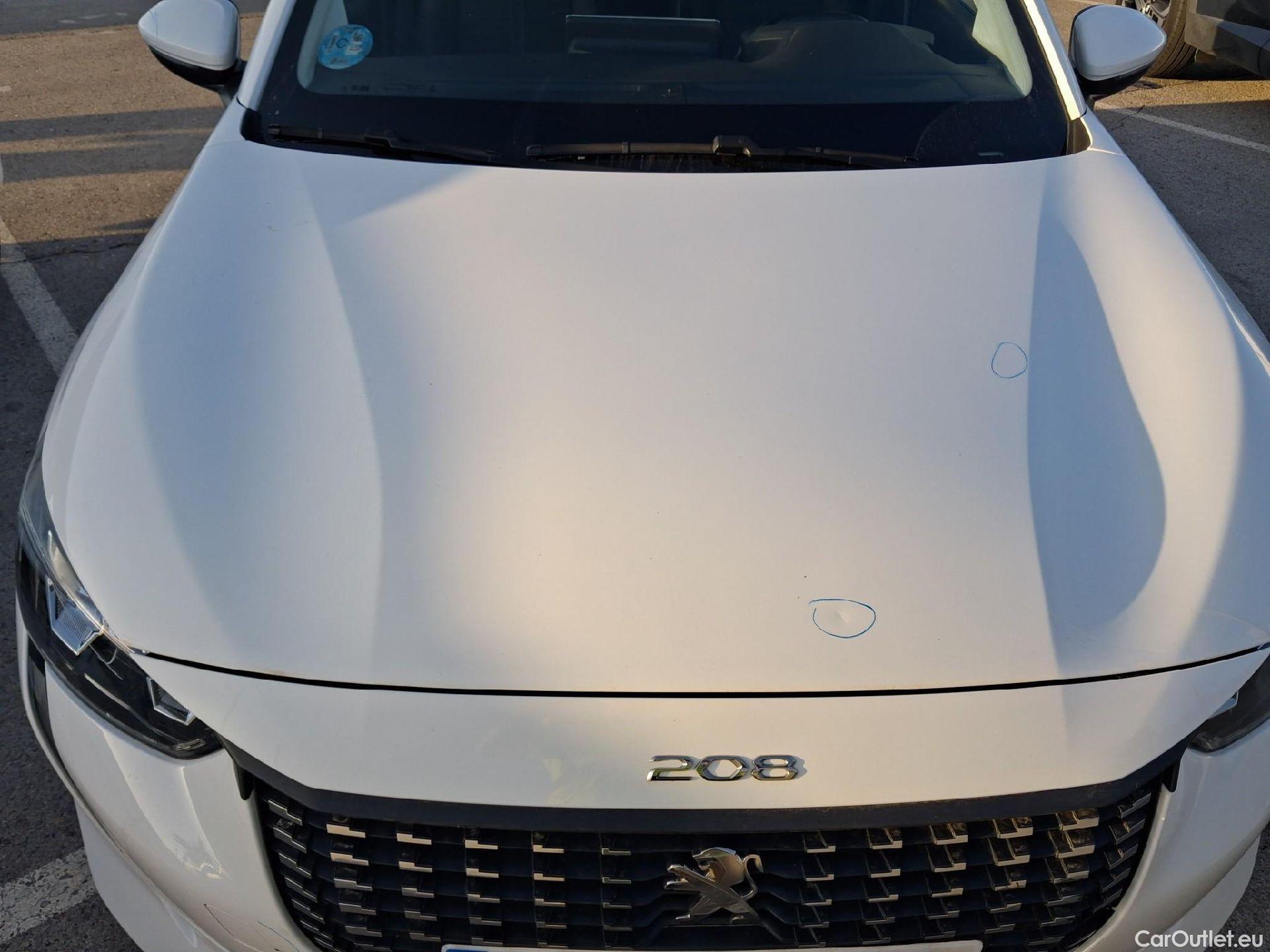  Peugeot  208 PEUGEOT  / 2019 / 5P / berlina con portón PureTech 73kW (100CV) Allure (AC) #19
