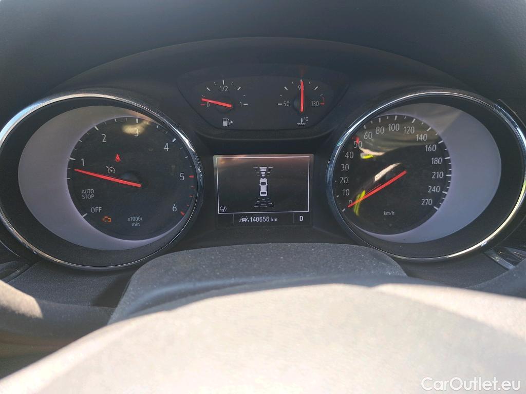  Opel  Insignia OPEL  / 2020 / 5P / berlina con portón GS GS Line 1.5D DVH 90kW (122CV) AT8 #35
