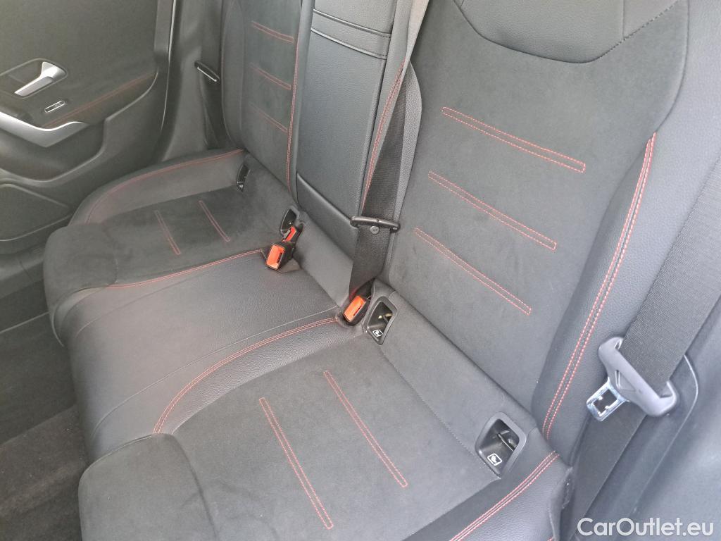  Mercedes  CLA-Klasse MERCEDES-BENZ CLA / 2019 / 5P / familiar CLA 220 D DCT Shooting Brake #7