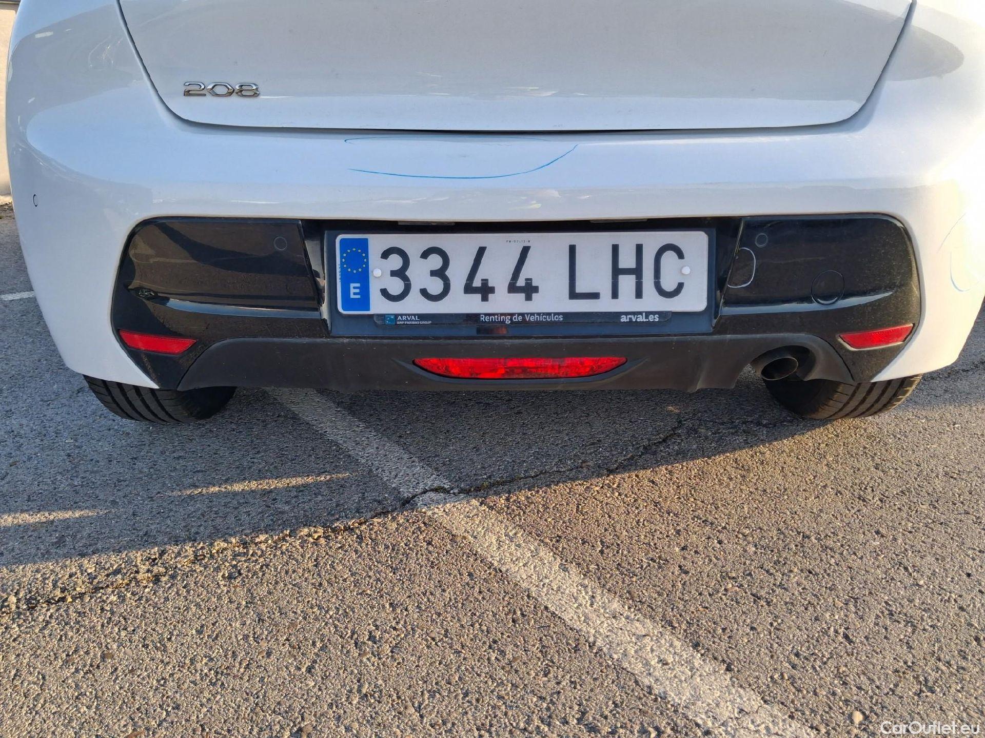  Peugeot  208 PEUGEOT  / 2019 / 5P / berlina con portón PureTech 73kW (100CV) Allure (AC) #38