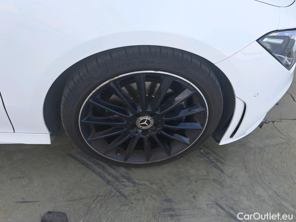  Mercedes  CLA-Klasse MERCEDES-BENZ CLA / 2019 / 5P / familiar CLA 220 D DCT Shooting Brake #5