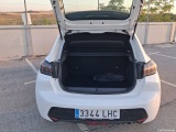  Peugeot  208 PEUGEOT  / 2019 / 5P / berlina con portón PureTech 73kW (100CV) Allure (AC) #8