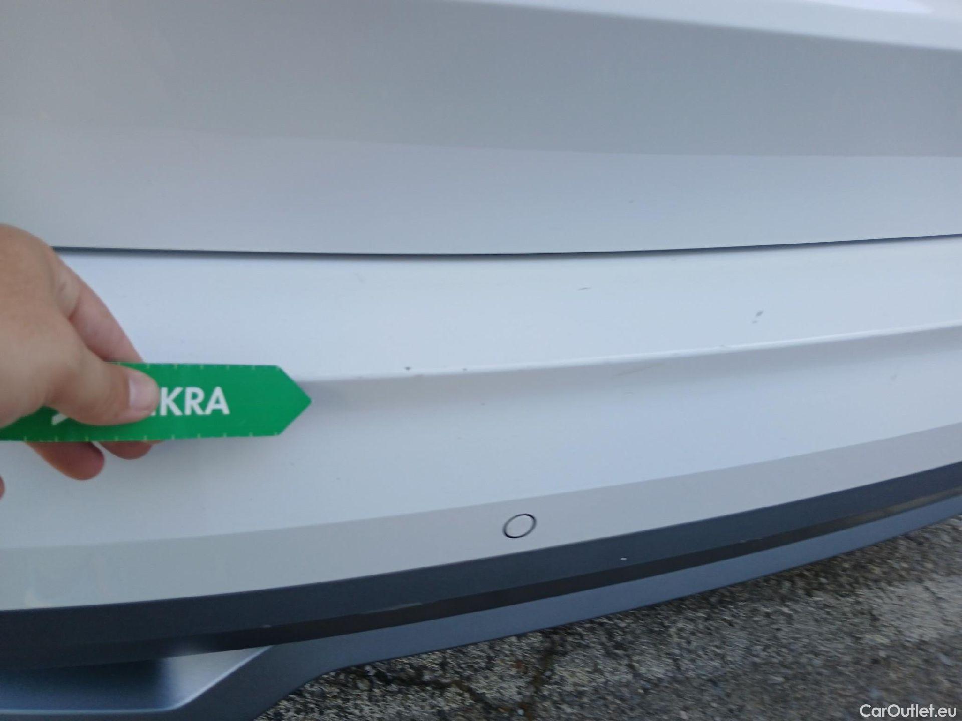  Skoda  KAMIQ SKODA  1.0 TSI 81kW (110CV) DSG Ambition #12