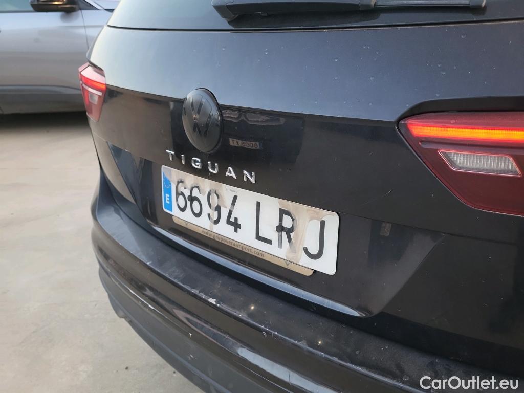 Volkswagen  Tiguan VOLKSWAGEN  / 2020 / 5P / todoterreno Life 2.0 TDI 110kW (150CV) DSG (AC2) #36