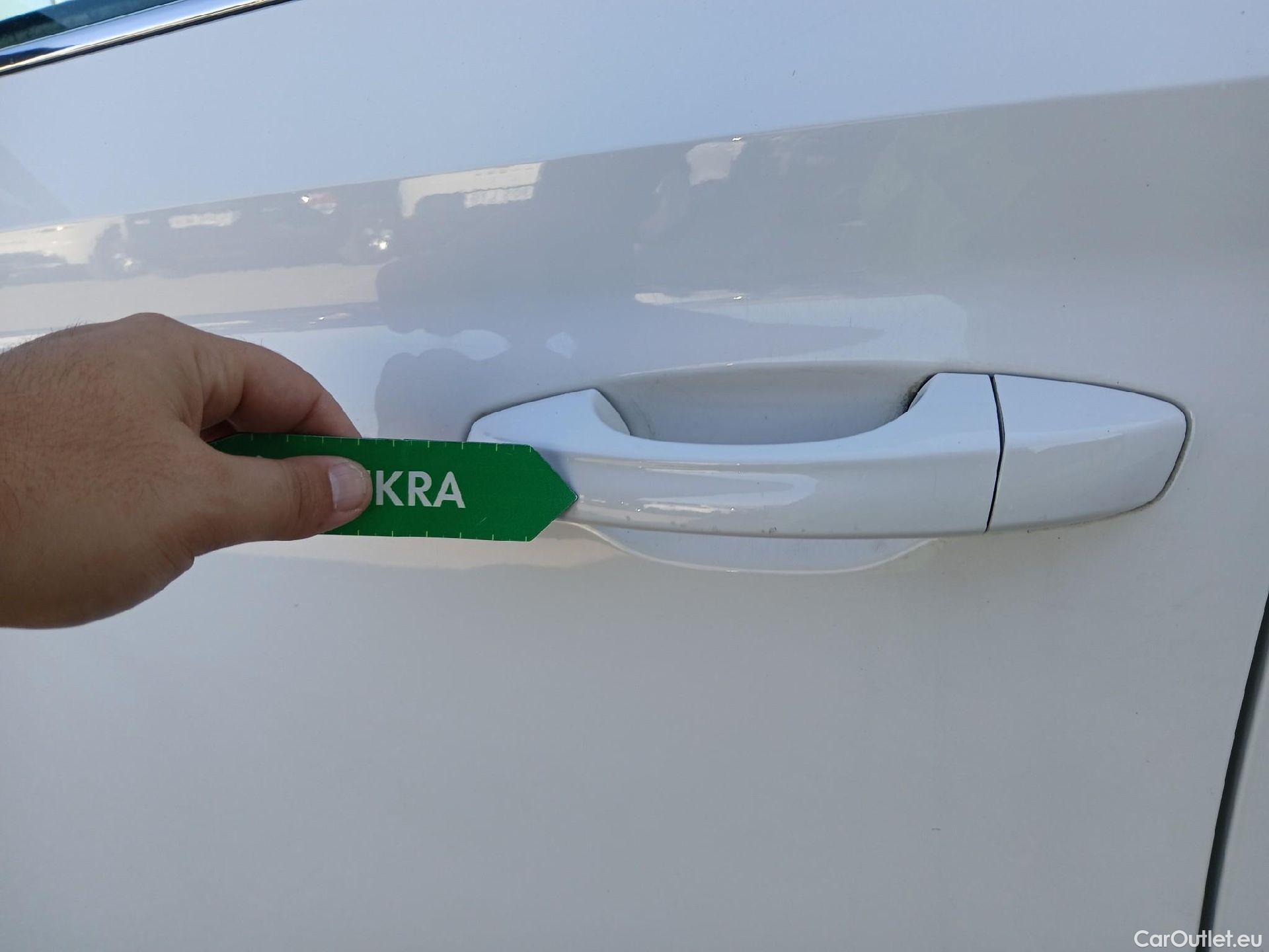  Skoda  KAMIQ SKODA  1.0 TSI 81kW (110CV) DSG Ambition #10