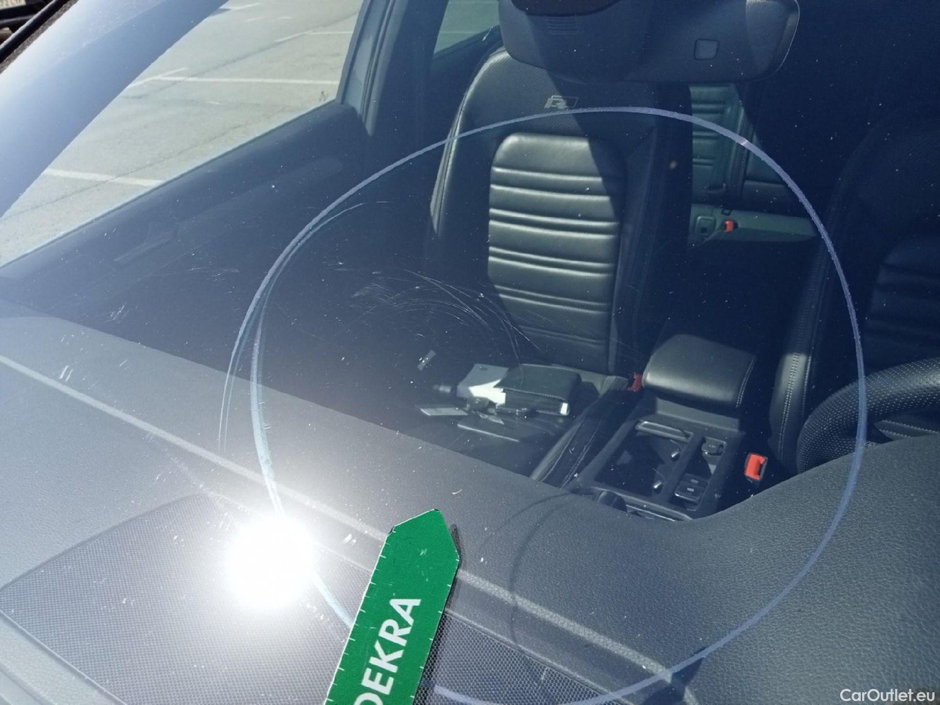  Volkswagen  Passat VOLKSWAGEN  / 2019 / 5P / familiar Variant R-Line 2.0 TDI 147kW (200CV) DSG #3