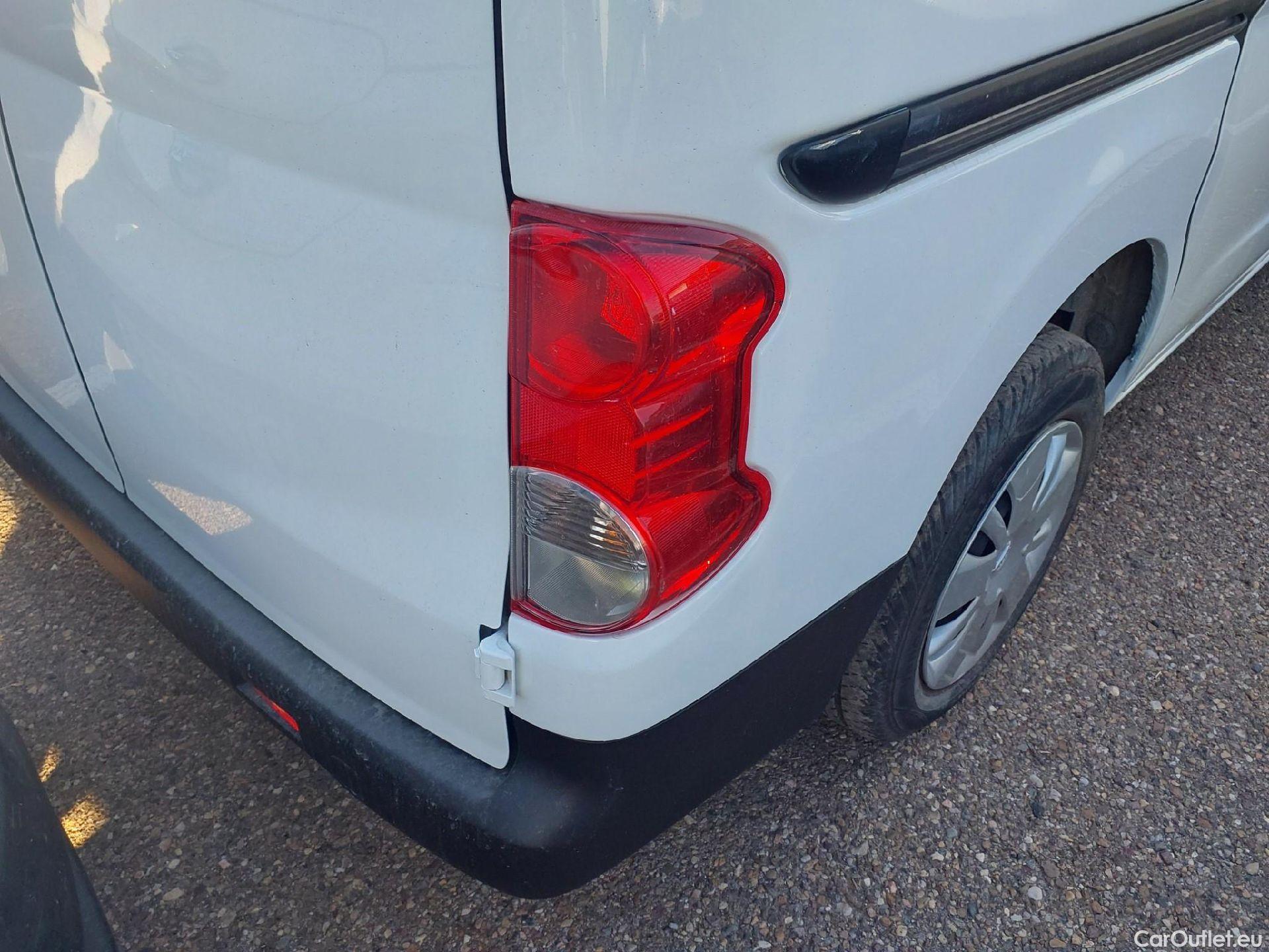  Nissan  NV200 NISSAN  / 2009 / 4P / furgón 1.5dCi 66kW (90CV) BASIC #12