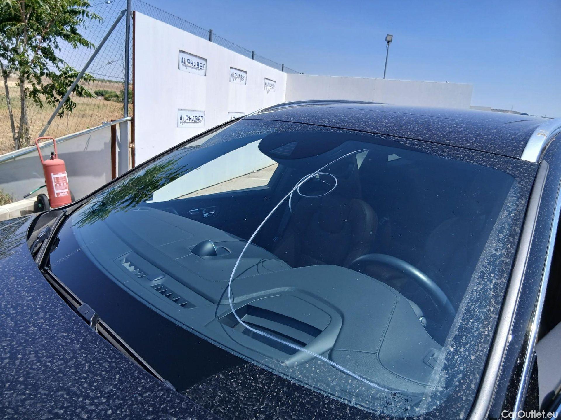  Volvo  XC60 VOLVO  / 2017 / 5P / todoterreno 2.0 T6 AWD Recharge Inscription Auto #4