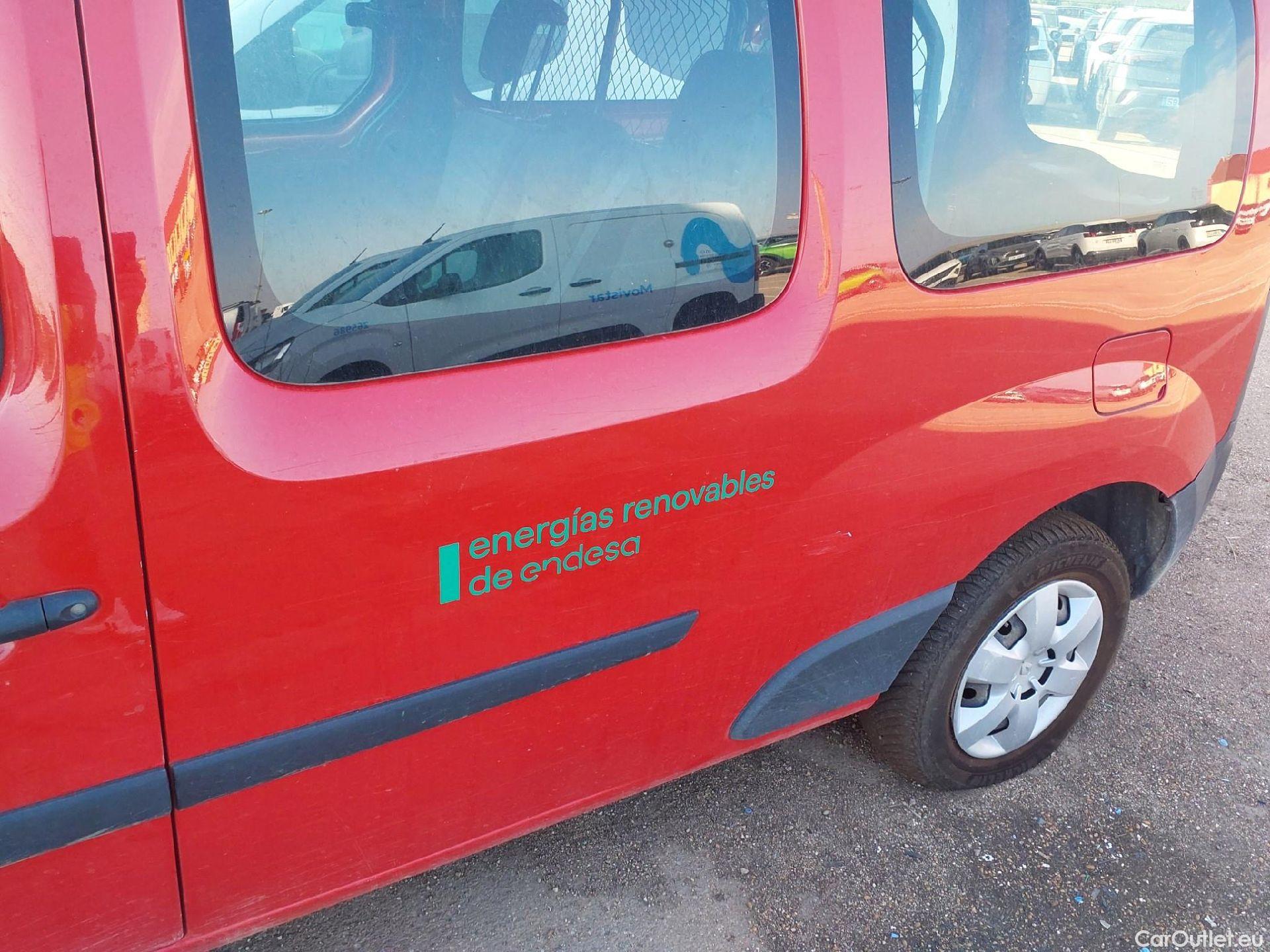  Renault  Kangoo RENAULT  Z.E./2013/4P/furgón derivado de turismo Maxi Z.E. 5 plazas #19