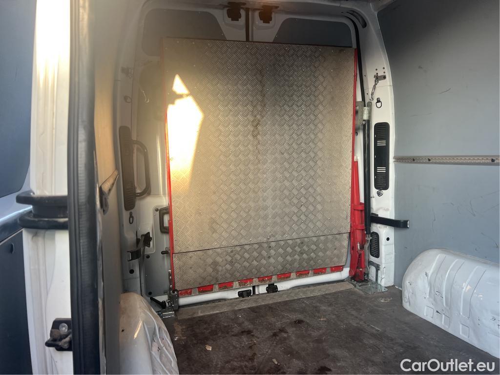  Renault  Master RENAULT  / 2019 / 4P / furgón Furgón T L2H2 3500 Bl dCi 100kW (135CV) #39