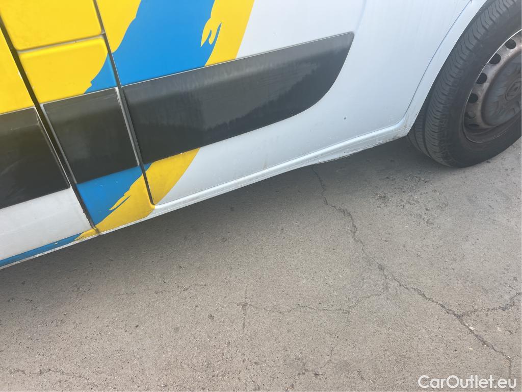  Renault  Master RENAULT  / 2019 / 4P / furgón Furgón T L2H2 3500 Bl dCi 100kW (135CV) #12
