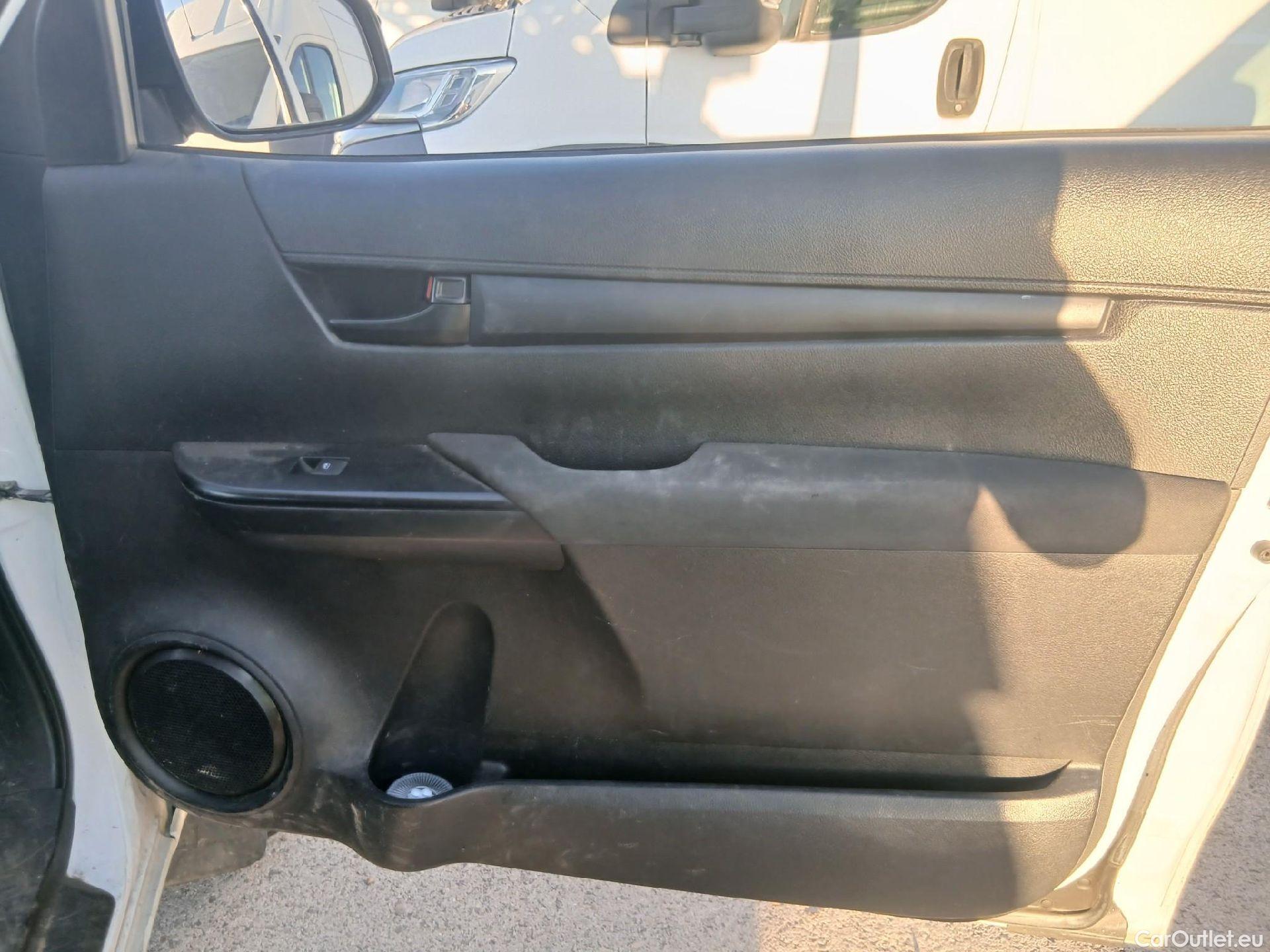  Toyota  Hilux TOYOTA  VU 2p 7G pickup 2.4 D-4D Cabina Extra GX 4x4 #44