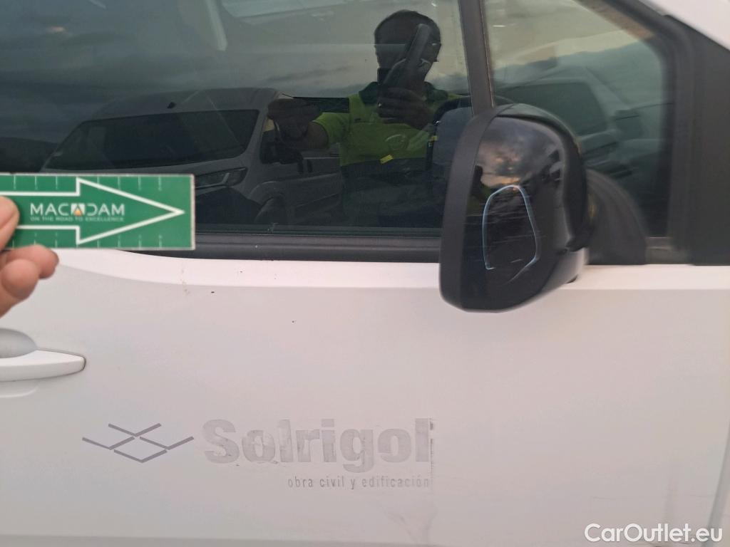  Peugeot  RIFTER PEUGEOT  / 2018 / 4P / combi Active Standard BlueHDi 73kW (IND) (CX2) #49