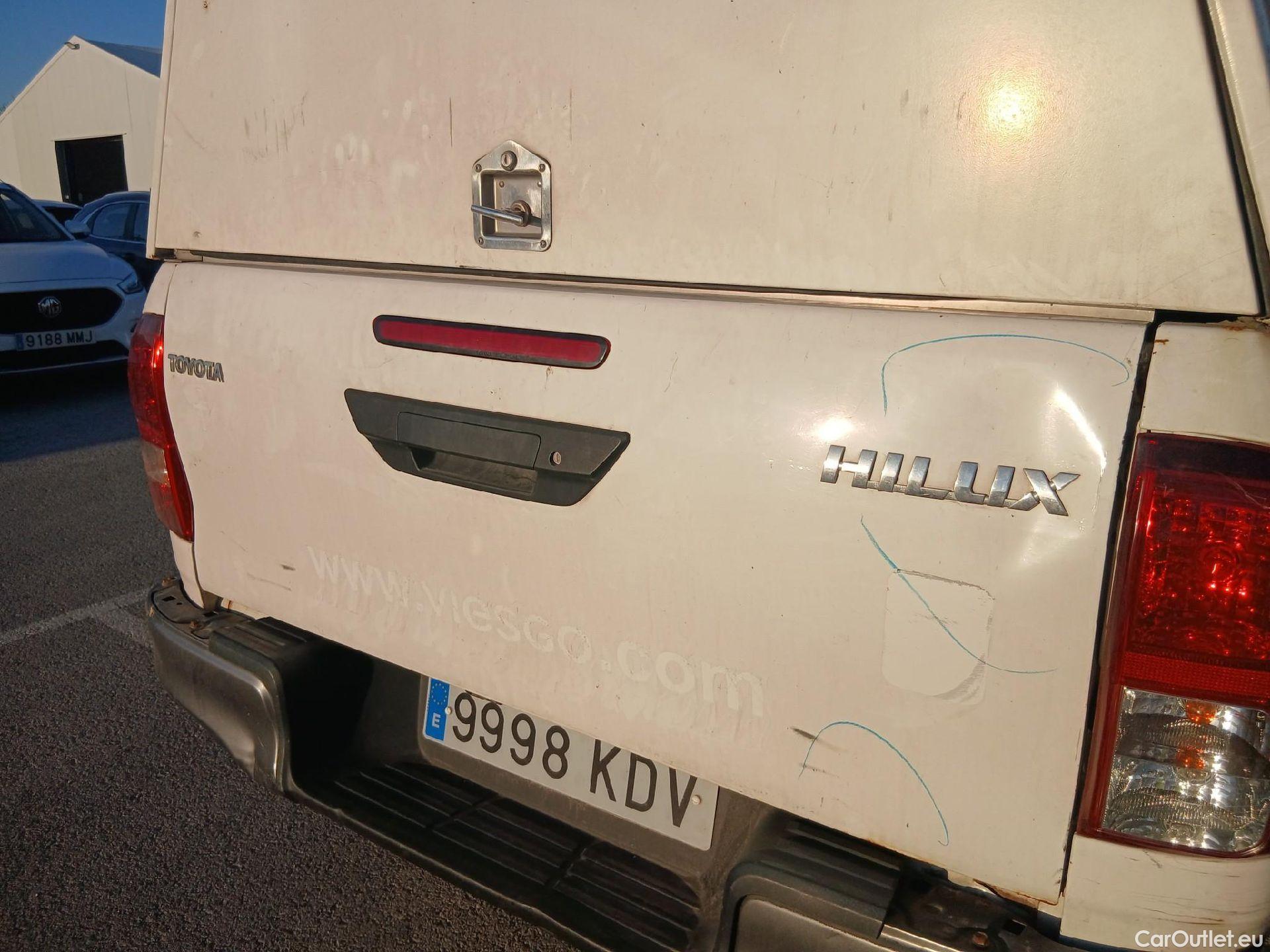  Toyota  Hilux TOYOTA  VU 2p 7G pickup 2.4 D-4D Cabina Extra GX 4x4 #32