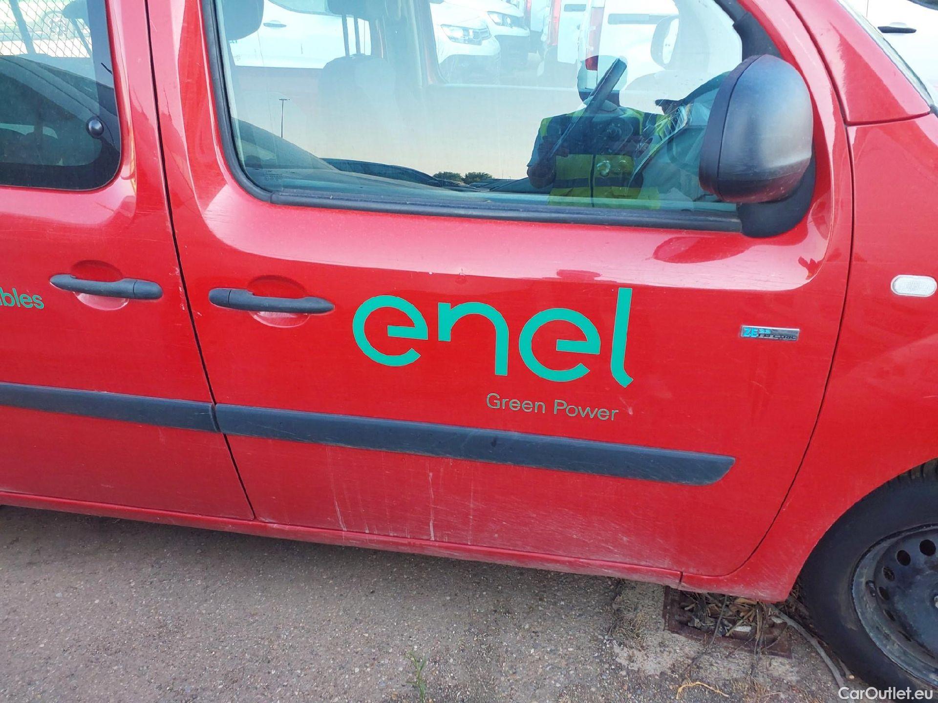 Renault  Kangoo RENAULT  Z.E./2013/4P/furgón derivado de turismo Maxi Z.E. 5 plazas #26