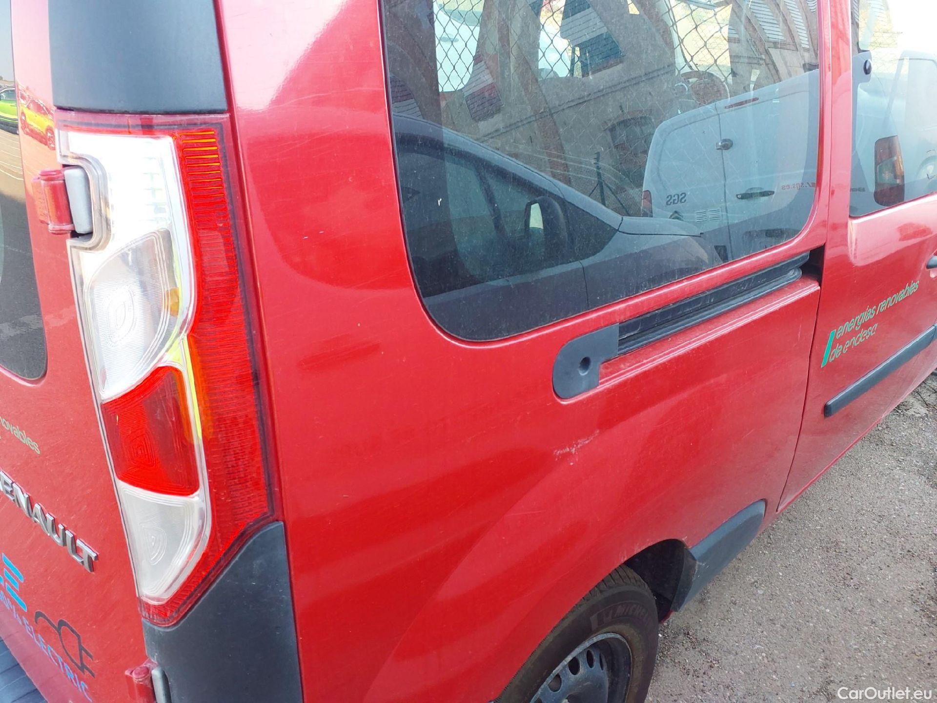  Renault  Kangoo RENAULT  Z.E./2013/4P/furgón derivado de turismo Maxi Z.E. 5 plazas #25