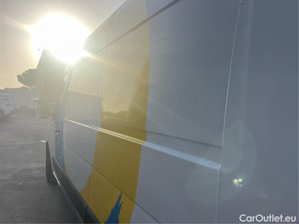 Renault  Master RENAULT  / 2019 / 4P / furgón Furgón T L2H2 3500 Bl dCi 100kW (135CV) #16
