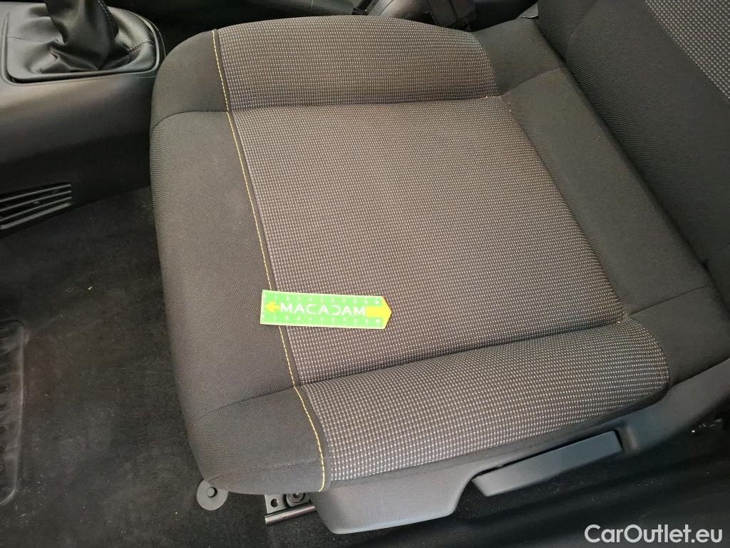  Citroen  C3  Plus 1.2 PureTech 80CV BVM5 6E #12
