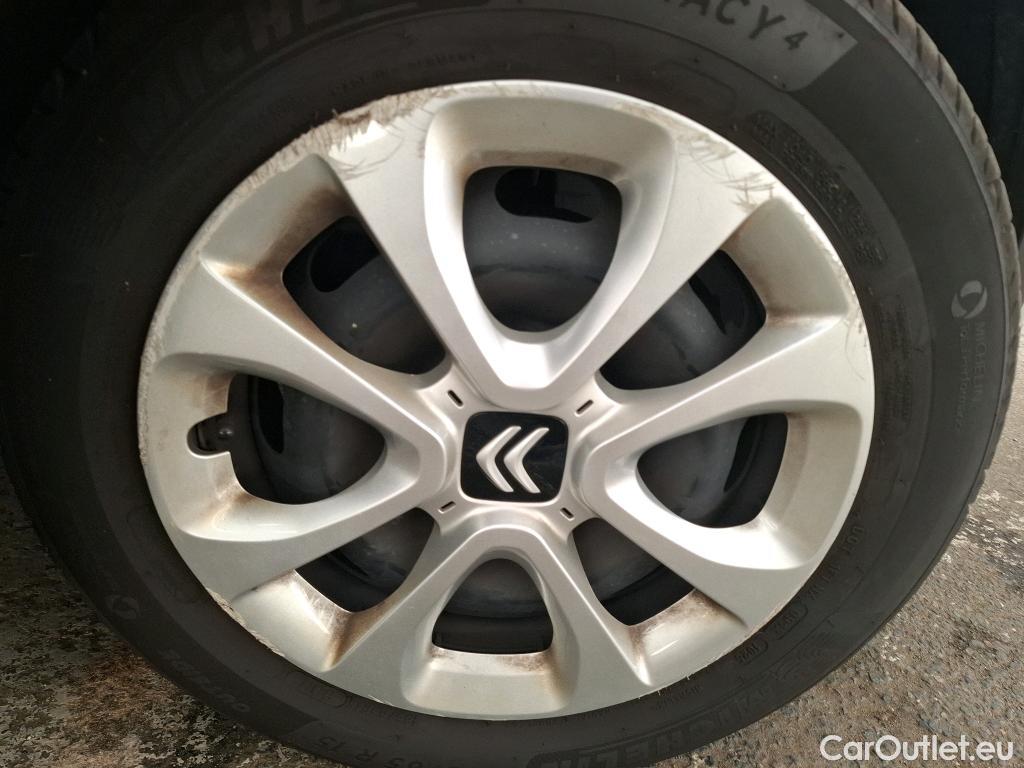  Citroen  C3  Feel 1.2 PureTech 80CV BVM5 E6d #26