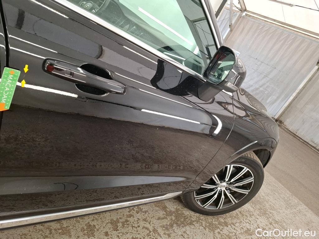  Volvo  XC60 VOLVO  / 2017 / 5P / SUV Rchrg T6 340 GT 8 Inscr Luxe #41