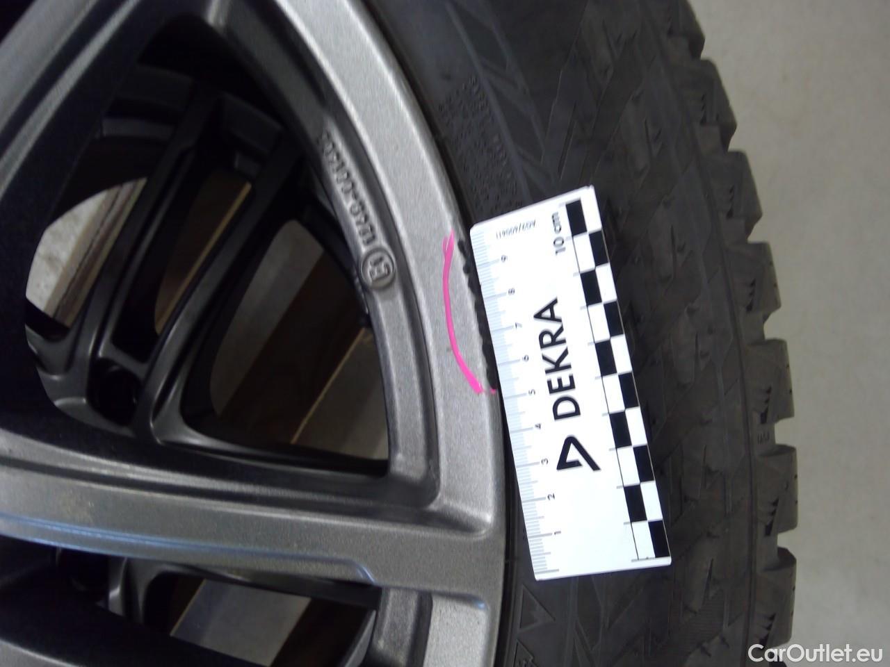  Skoda  ENYAQ  iV80 5d #19