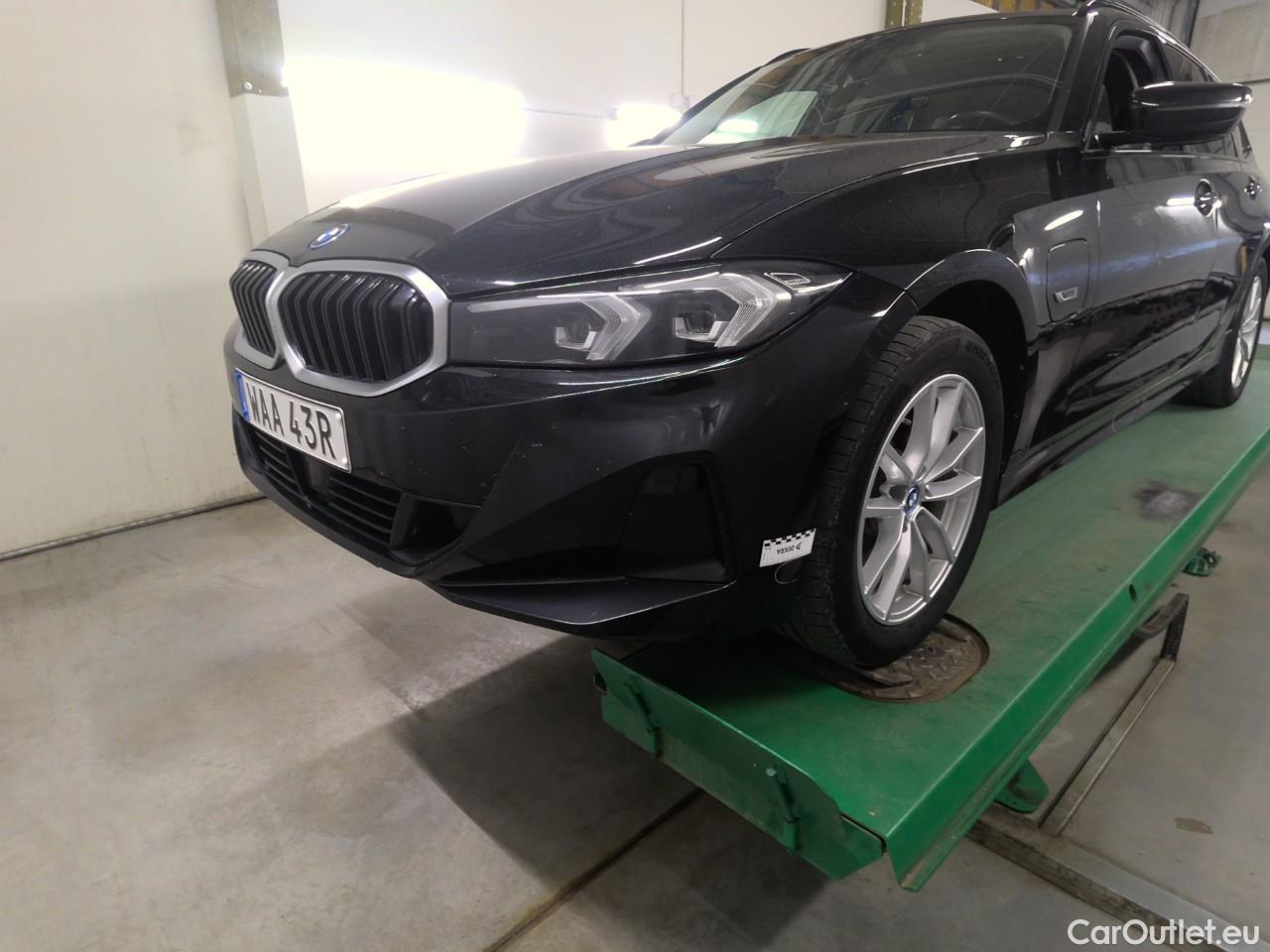  Bmw  Serie 3 330e xDrive Touring Aut #13