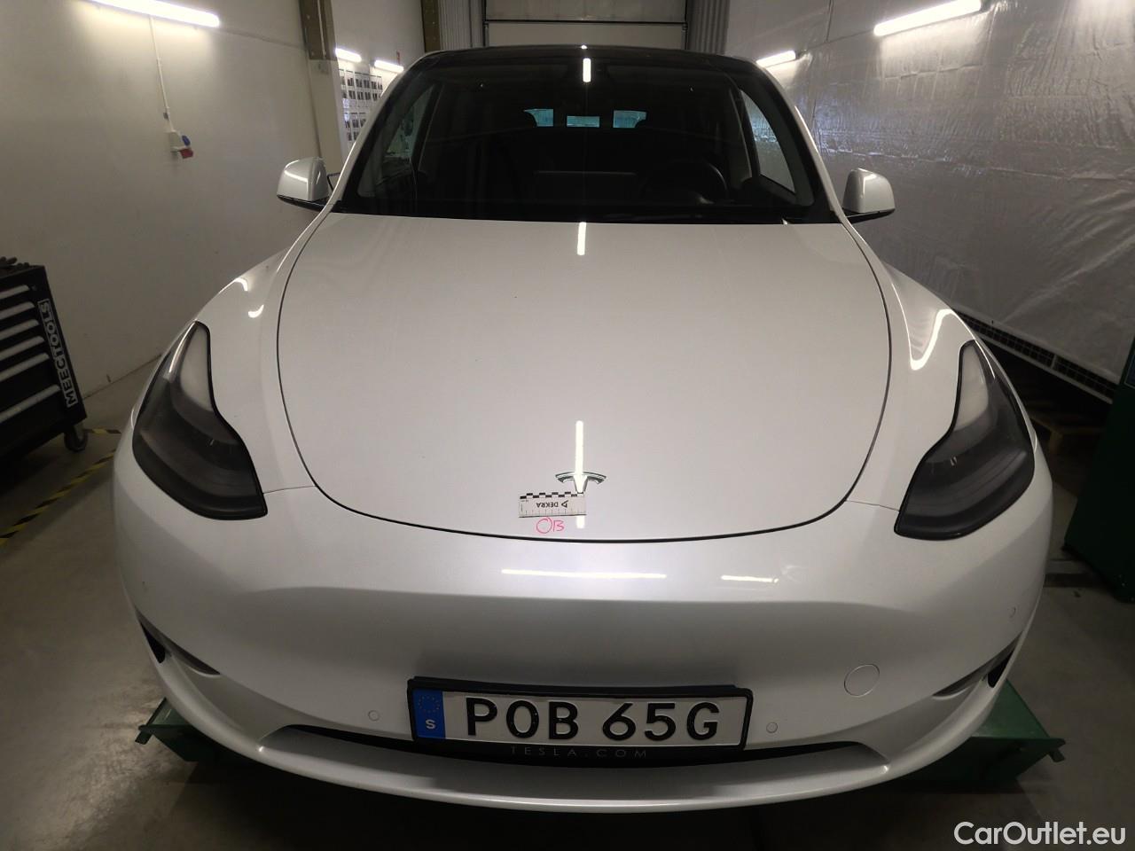  Tesla  Model Y  75kWh Long-Range AWD #18