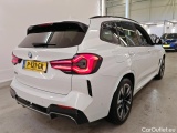 iX3