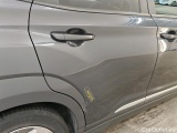  Hyundai  kona Hyundai  Limited Electric 64 kWh 5d #52