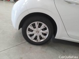  Peugeot  208 PEUGEOT  / 2015 / 5P / BERLINA VAN ACTIVE BLUEHDI 75CV #16