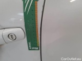  Peugeot  208 PEUGEOT  / 2015 / 5P / BERLINA VAN ACTIVE BLUEHDI 75CV #77