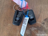  Toyota  C-HR TOYOTA  / 2019 / 5P / SUV 1.8H (122CV) E-CVT BUSINESS #111