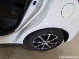  Toyota  Yaris TOYOTA  / 2017 / 5P / BERLINA 1.5 HYBRID ACTIVE MY18 #87
