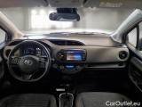  Toyota  Yaris TOYOTA  / 2017 / 5P / BERLINA 1.5 HYBRID ACTIVE MY18 #3